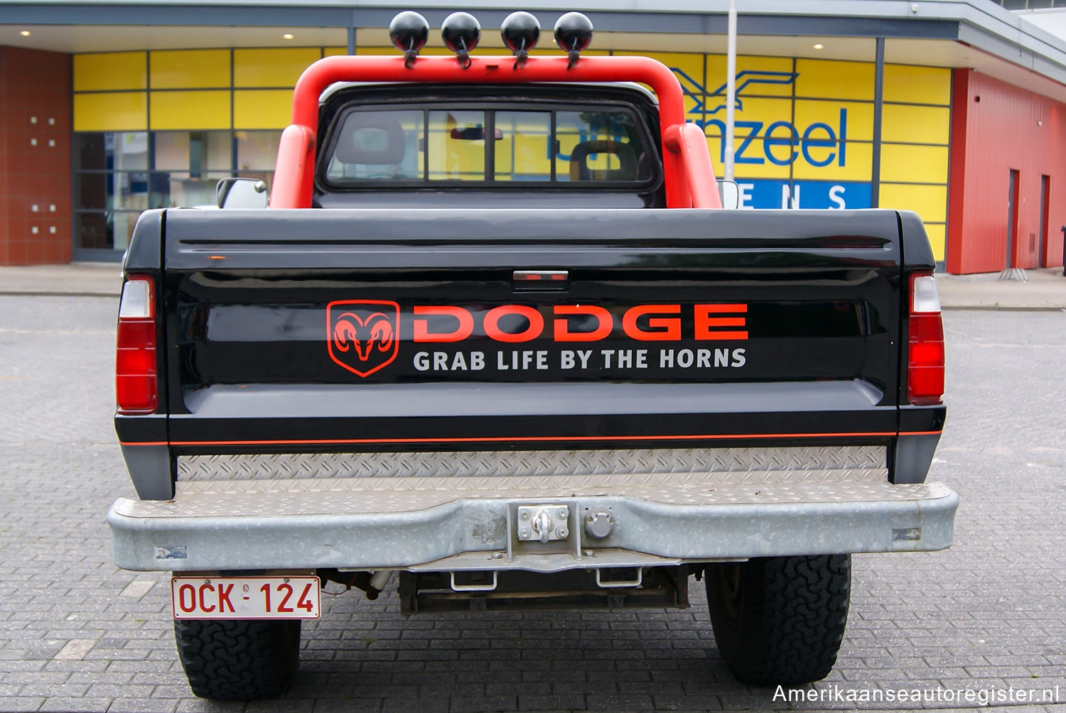 Dodge D Series uit 1977